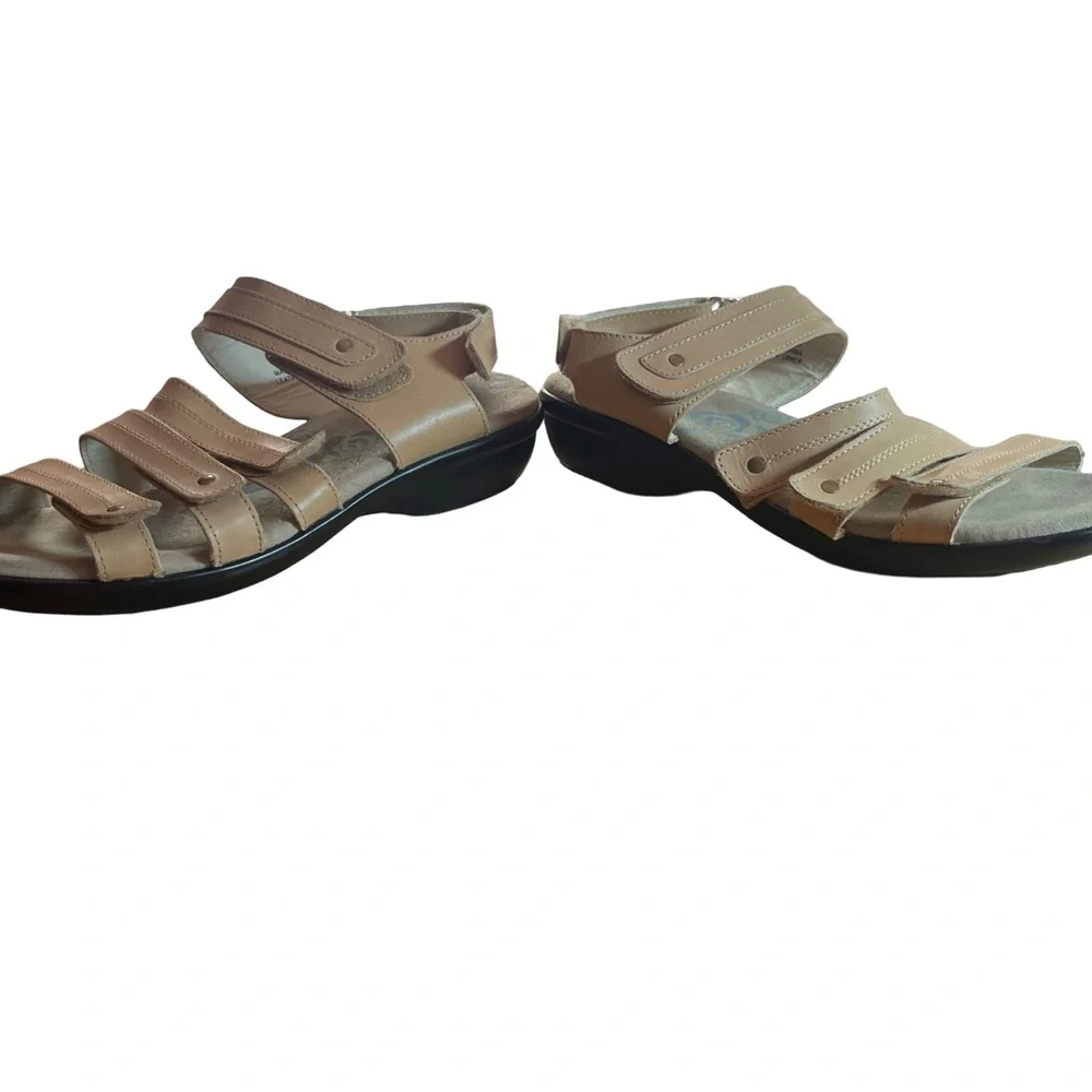 Propet BeigeAurora Leather Sandal Size 10 - Picture 5 of 9